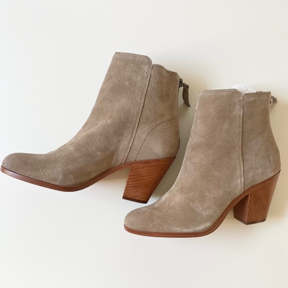 Frye Shoes - ✨FRYE✨ NWOB Cameron Suede Ankle Boot Bootie in Beige Sz US 9.5M